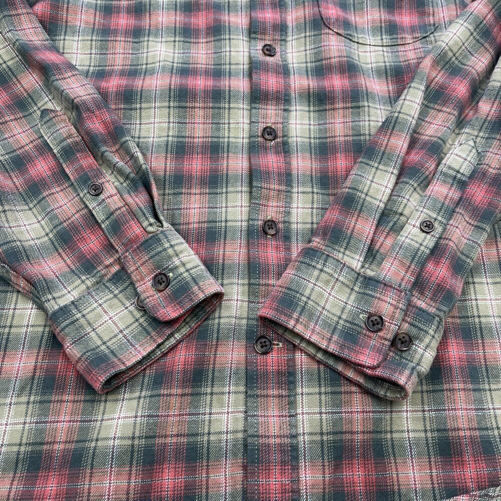 Lands End Mens Plaid Flannel Shirt Traditional Fit Size Medium Green Outdoor - Picture 8 of 12